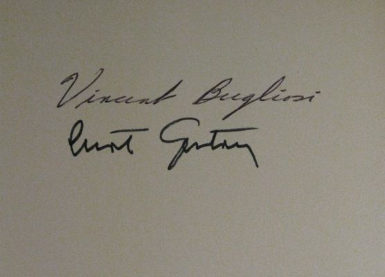 VINCENT BUGLIOSI   Helter Skelter   SIGNED 1ST EDITION  