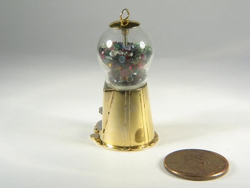 VINTAGE 9K GOLD BUBBLE GUM JELLY BEAN MACHINE CHARM  