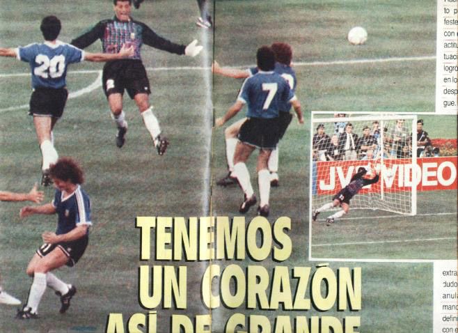 SOCCER WORLD CUP 1990 ARGENTINA vs YUGOLASVIA Rare Mag  