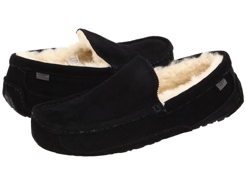 New in Box UGG Australia Ascot Black Corduroy Mens Slippers Size 17 