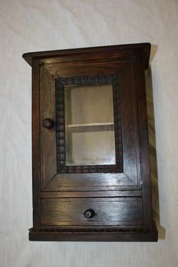 ANTIQUE PIPE / TOBACCO CABINET PRIMITIVE UNUSUAL  