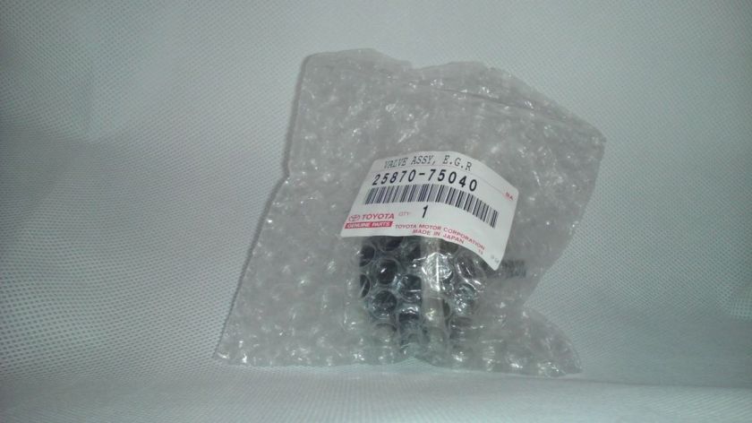 GENUINE TOYOTA VALVE ASSY, EGR VACUUM MODULATOR OEM # 25870 75040 