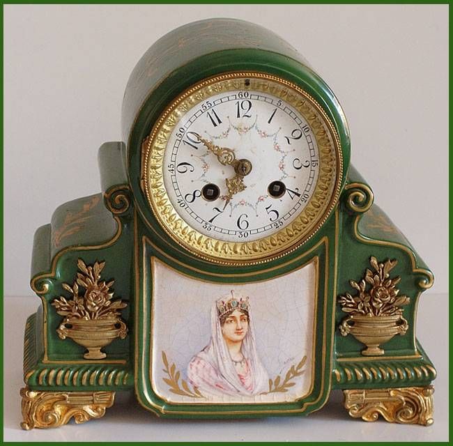 ANTIQUE PORCELAIN FRENCH CLOCK. SMARTI MEDALLE 1889  