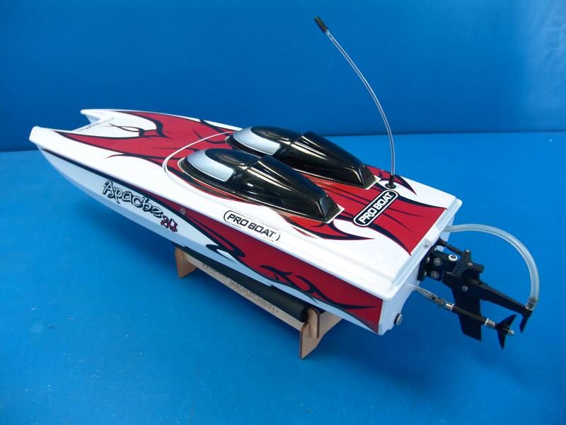 Pro Boat Apache 24 Electric R/C Catamaran EP PARTS PRB3400 Spektrum AM 