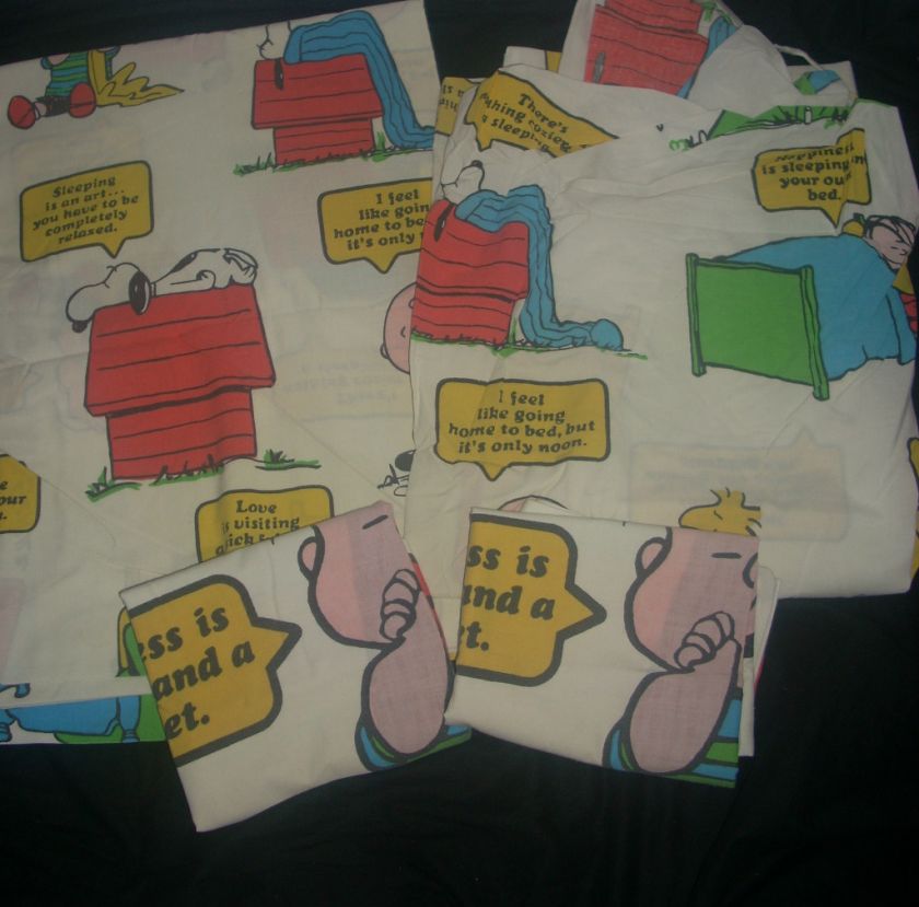 VINTAGE CHARLIE BROWN TWIN SIZE COMPLETE BED SHEET SET  