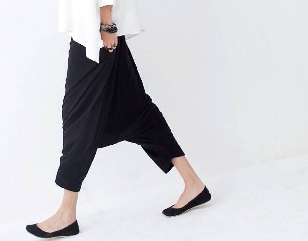 LOOSE FIT HAREM PANTS BLACK  