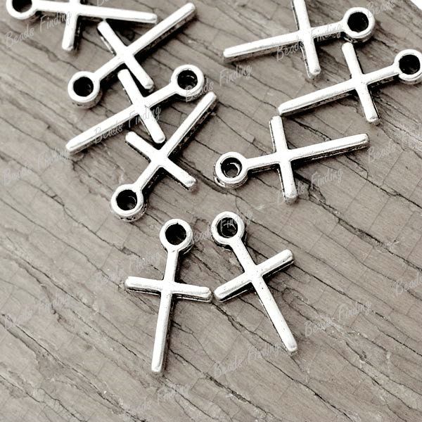 150pcs Hot Tibetan Antique Silver Cross Religious Charms Fit Necklace 