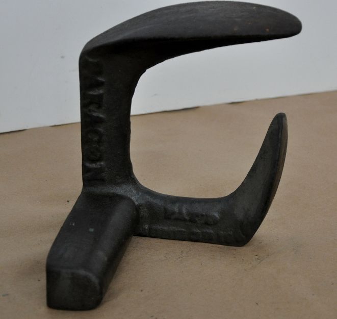 BLAKEYS PARAGON CAST IRON COBBLER / SHOEMAKER ANVIL  