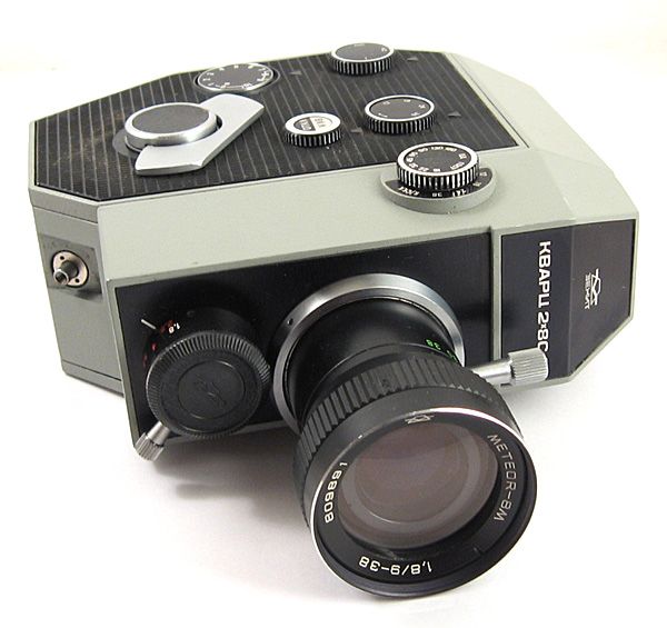 QUARZ 2x8C 3 Russian Super 8mm Movie Camera EXC  