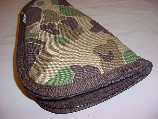 Large Camo Nylon Padded Pistol Case Gun Rug  