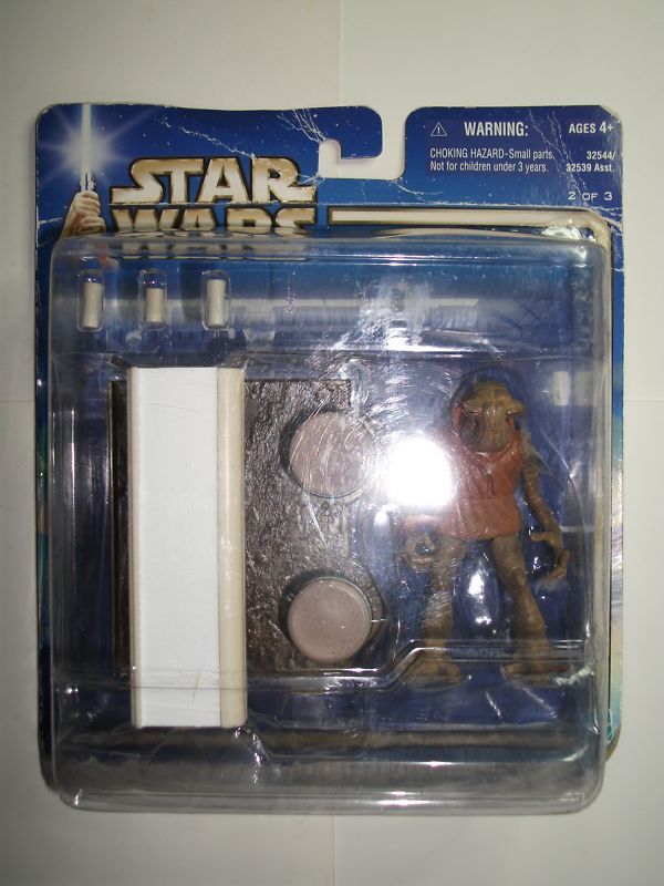 2002 Star Wars Mos Eisley Cantina Momaw Nadon MIP  