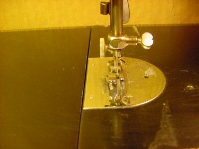 VINTAGE 1951 SINGER FEATHERWEIGHT 221 SEWING MACHINE. VINTAGE 1941 