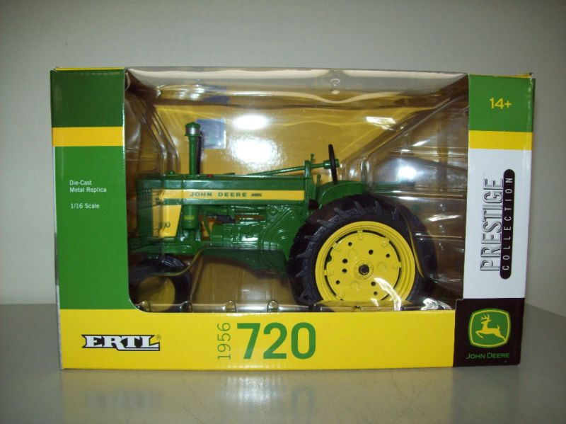 JOHN DEERE 1956 720 TRACTOR, 1/16 SCALE, PRESTIGE COLL  