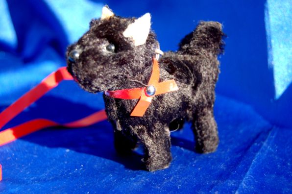 Vintage Doll dog Scottish TErrier Scottie w red leash Jumeau Bleuette 