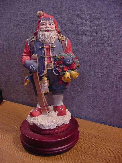 GREAT SANTA WITH SKIS SWISS? SCANDINAVIAN? MUSIC BOX  