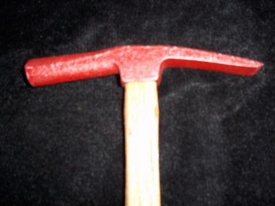   TOOL HAMMER CAST IRON PICK ROCK MINING RED PICK HAMMER  