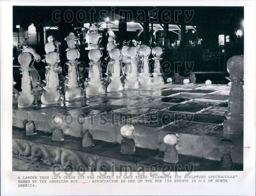 1985 Life Size Ice Chess Set Plymouth MI Ice Sculpture Spectacular 