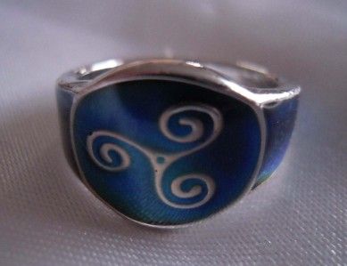 Stylish CELTIC Circular MOOD RING Large (9) Size R  