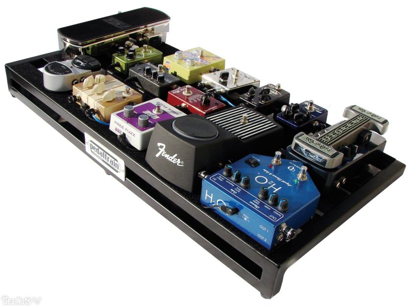 Pedaltrain PT PRO HC   with Hard Case (32 Pedalboard w/Flight Case 