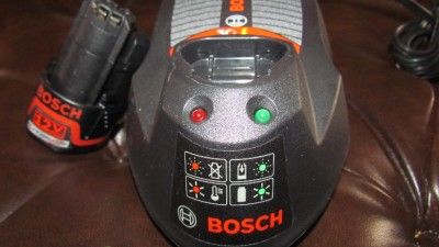 New BOSCH 10.8V  12V MAX Litheon Ion Charger BC430  