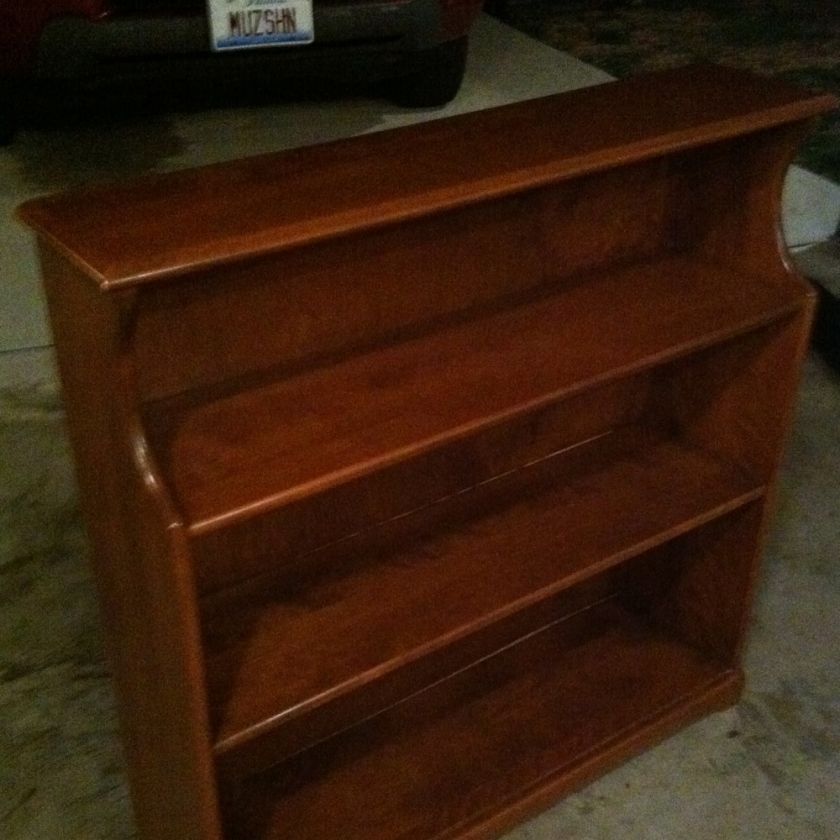 Ethan Allen Baumritter Heirloom Maple Bookshelf  