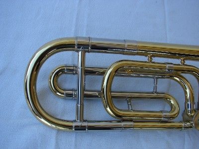 BACH 42B STRADIVARIUS SERIES TROMBONE    IN CONTINENTAL 