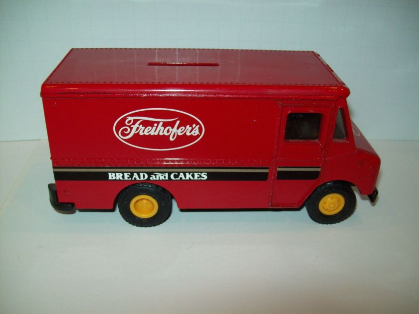 ERTL GRUMMAN OLSON KURBMASTER FREIHOFERS BRED AND CAKES DIE CAST BANK 