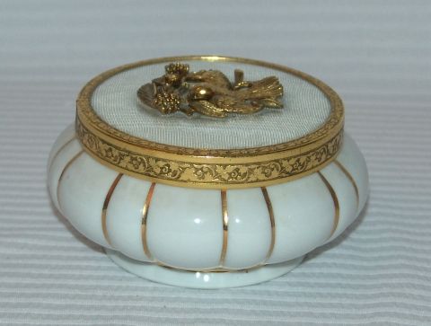   Matson Gold Dogwood China Vanity Powder Puff Jar w/ Label  