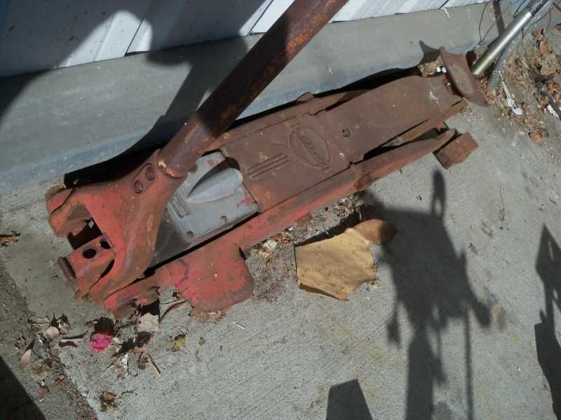 Vintage Blackhawk 4 Ton Commercial Floorjack With Headlight  