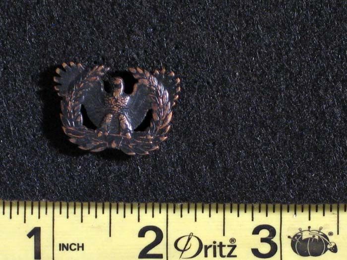 Vintage U.S. Military Eagle Arrows Wreath Pin Vanguard  