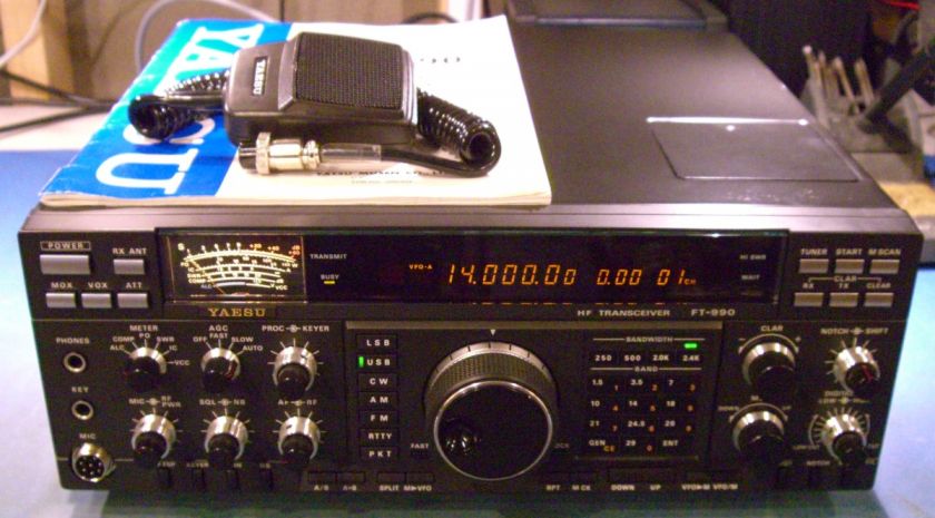 YAESU FT 990 AC/DC HF TRANSCEIVER Very Nice  