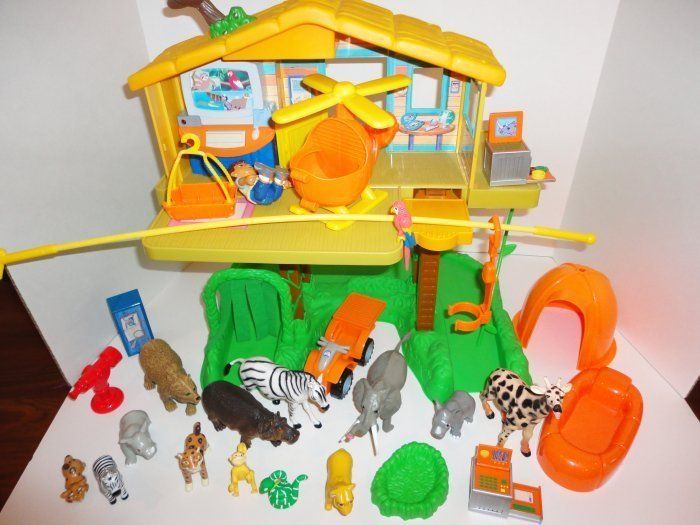   Go Diego Talking Rescue Center Treehouse Dora *LOADED* ~ HARD TO FIND
