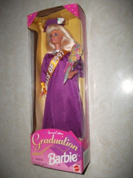 BARBIE GRADUATION DOLL 1997 SPECIAL EDITION MIB  