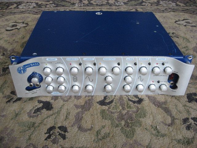 SWR Mo Bass amplifier head built in effects Mo Bass  