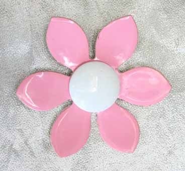 Mod 60s Stunning Pink Vinyl Flower Brooch  