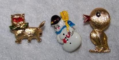 Vintage Costume Jewelry Childrens Tin Pin Brooch Lot  