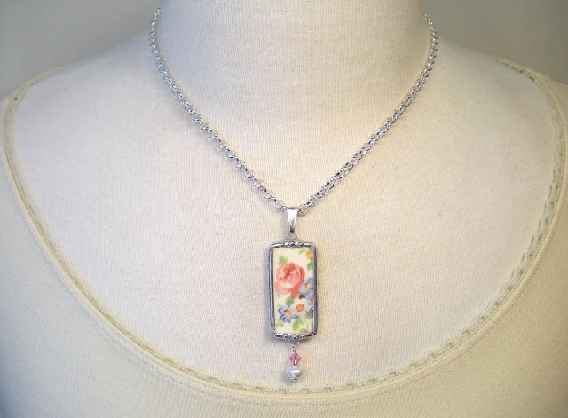   NECKLACE BROKEN CHINA VINTAGE CHARM JEWELRY BY CHARMEDWARE  